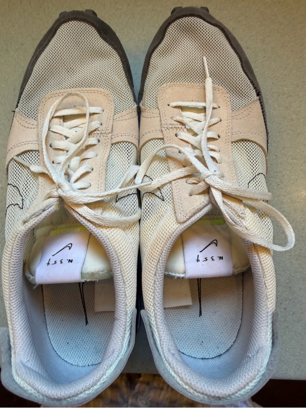 Nike Light Beige Mesh Casual Sneakers with Cream Accents